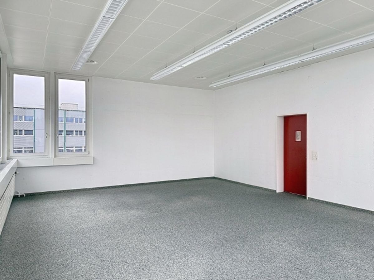 Unkompliziertes Büro direkt in der Industriezone - 4