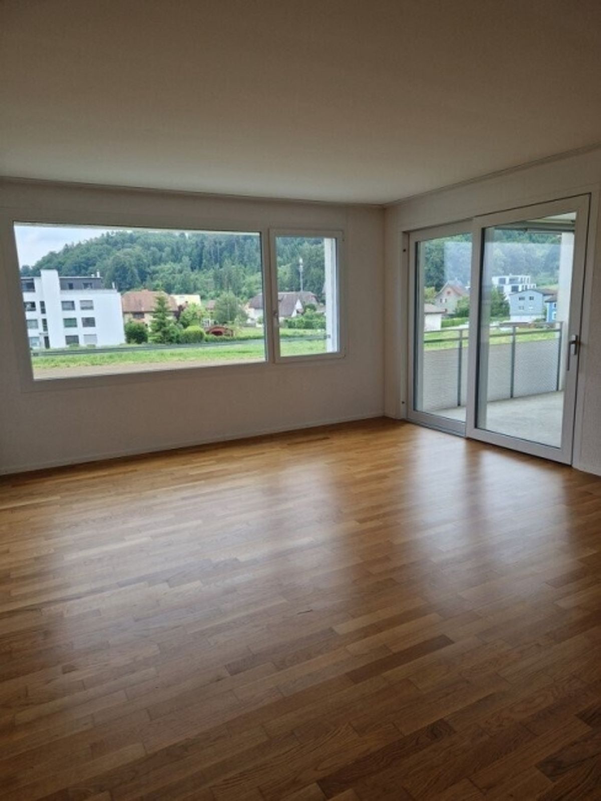 Ruhig gelegene 2.5-Zimmerwohnung sucht Sie! - 2