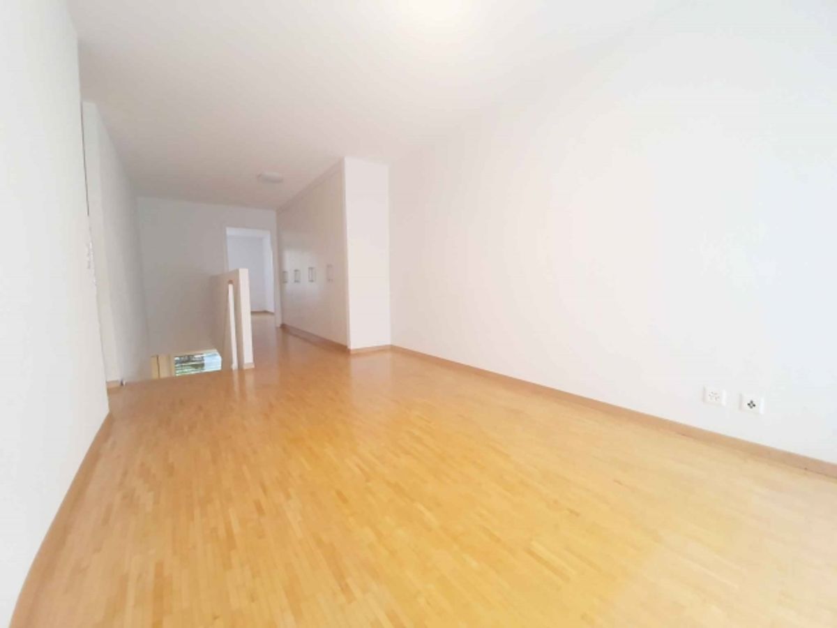Großartige 4,5-Zimmer-Wohnung im Erdgeschoss - 5