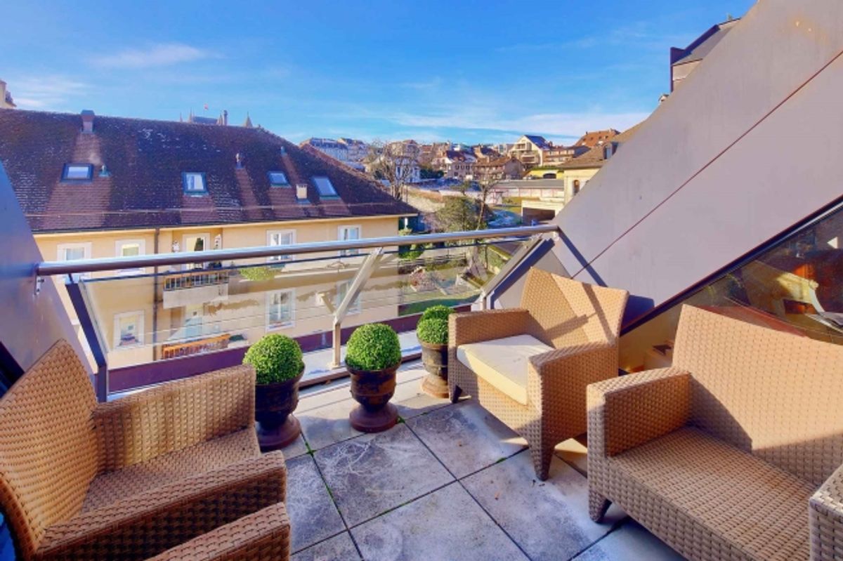 Prächtige 5,5-Zimmer-Doppelhaus-Penthouse-Wohnung - 3