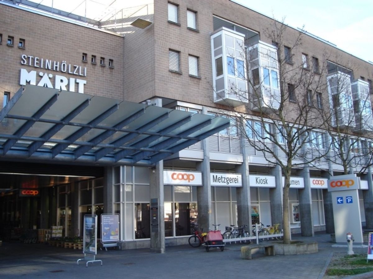 Ihr neuer Einstellhallenplatz mit Elektroladestation - 0