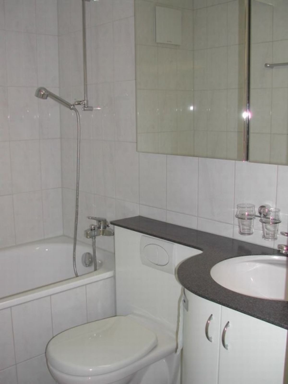 Schöne 2-Zimmer-Wohnung in Obermeilen - 3