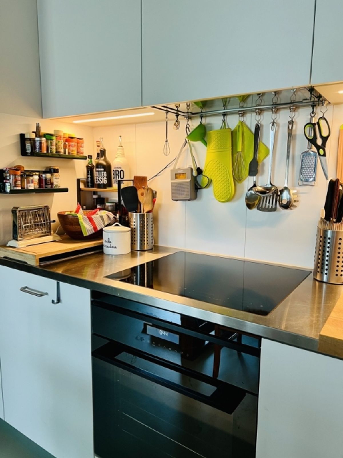 2½ ZI-WOHNUNG IN ZÜRICH - KREIS 5, MÖBLIERT, TEMPORÄR - 3