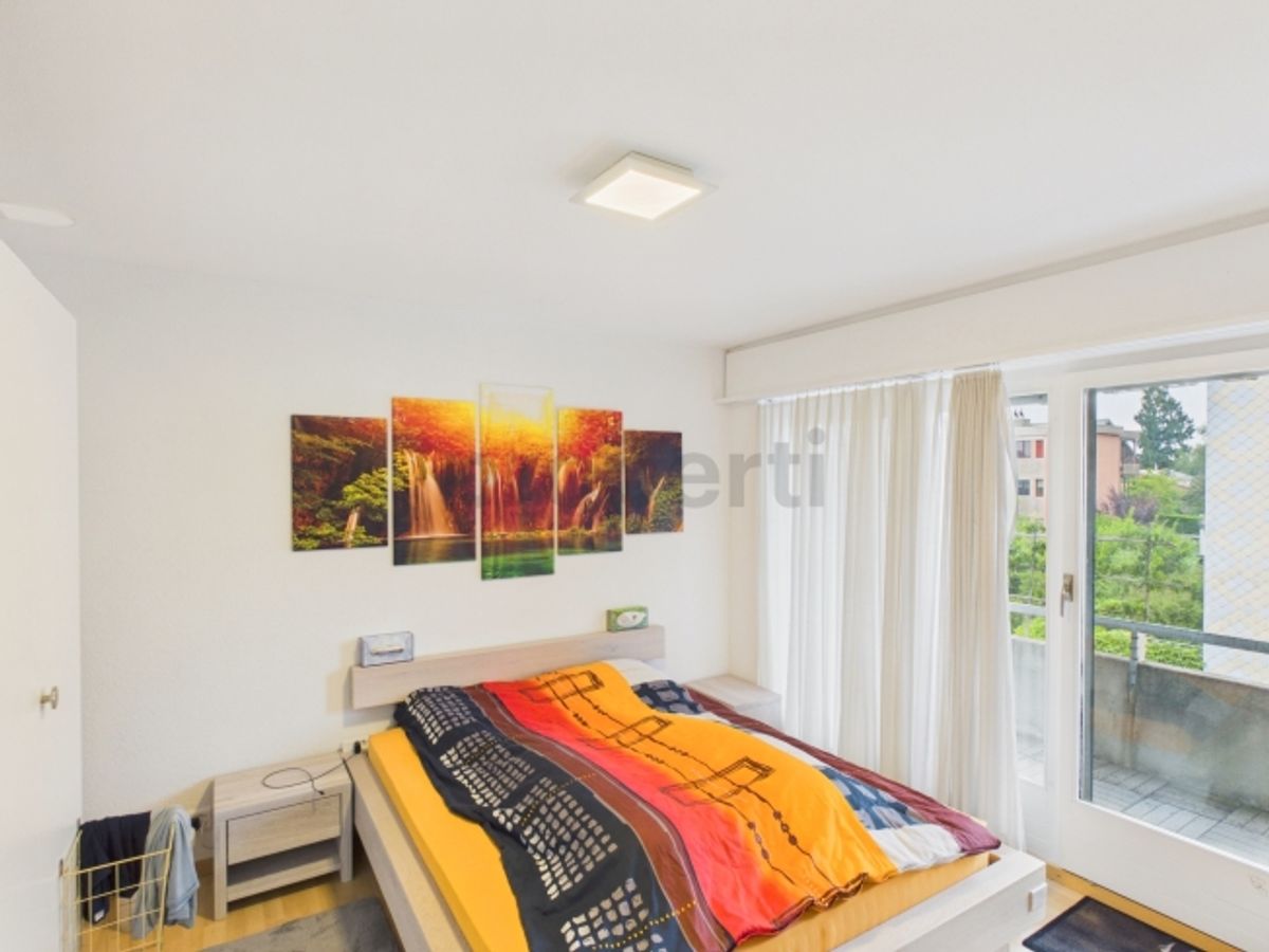 Modernes 2.5-Zimmer-Apartment mit Balkon, Sutz-Lattrigen - 3