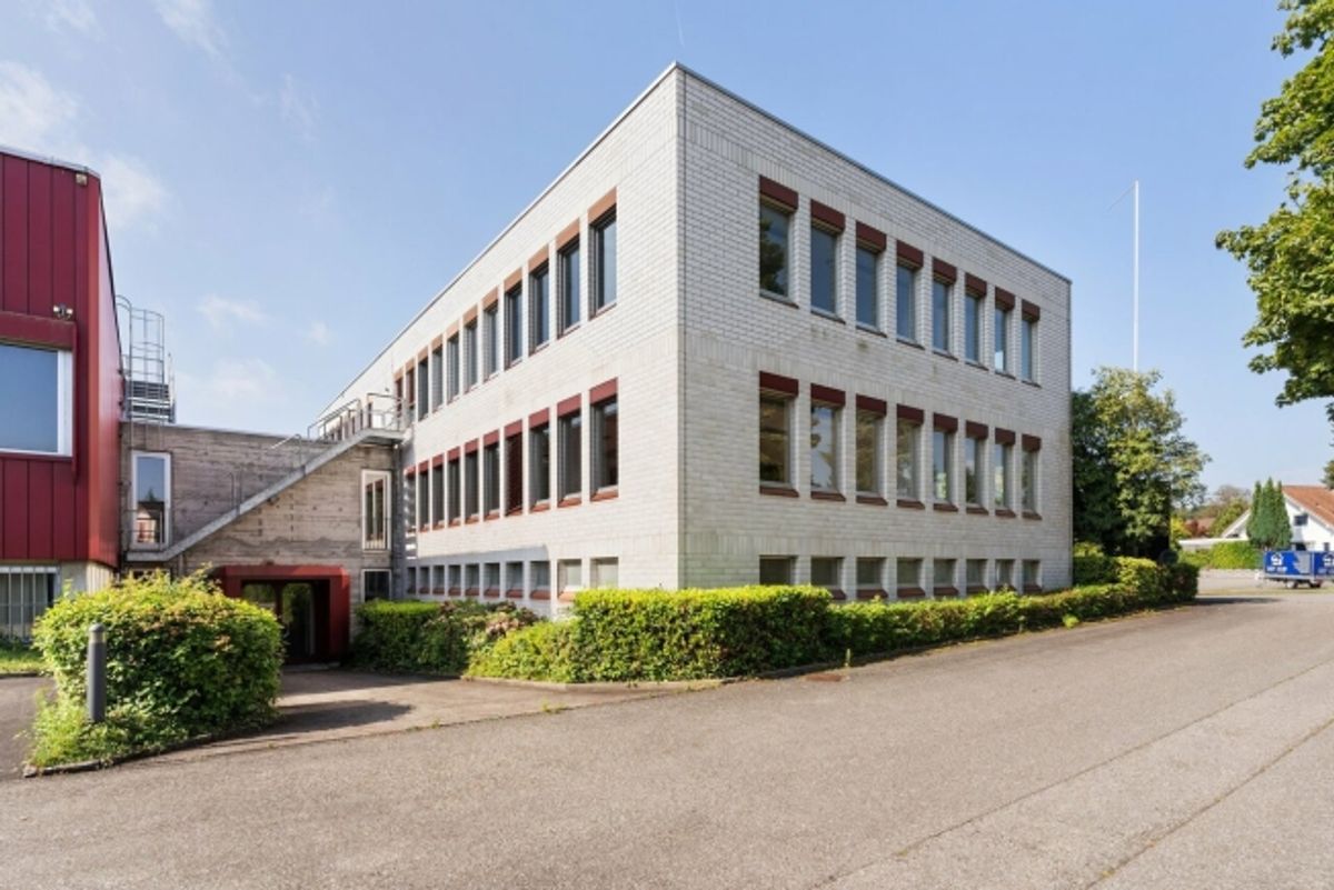 Modern, stilvoll und bereit für Ihre Visionen - Ihre neue Bürofläche! - 9
