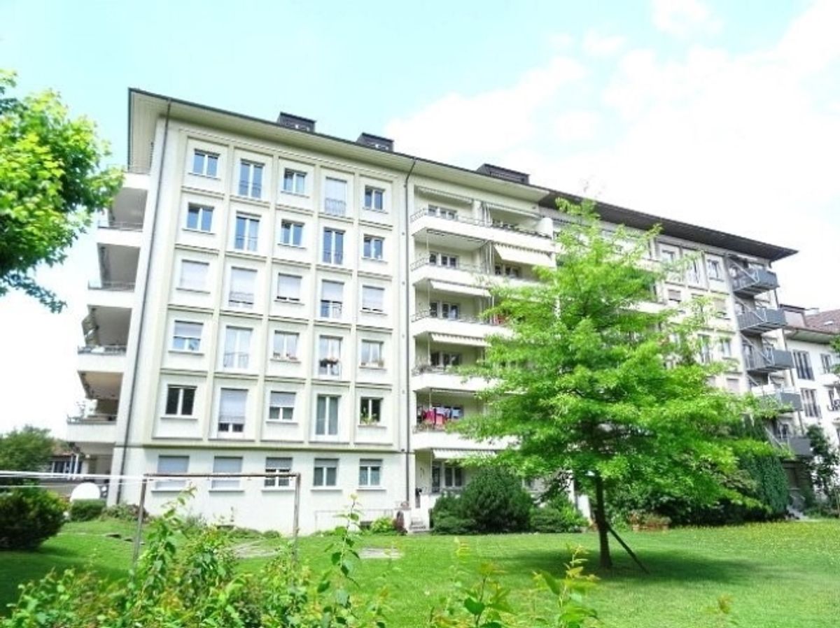 Grosszügige 2-ZW à 62 m² im 5. OG - 0