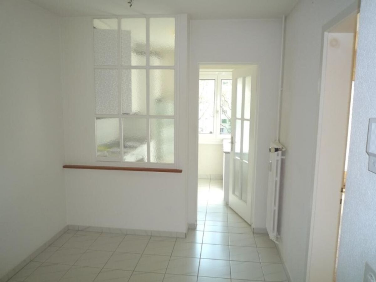 Grosszügige 2-ZW à 62 m² im 5. OG - 1