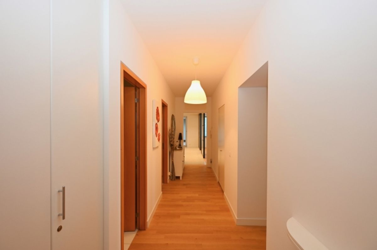Elegantes 3.5-Zimmer-Apartment mit Panoramablick in Porza - 14