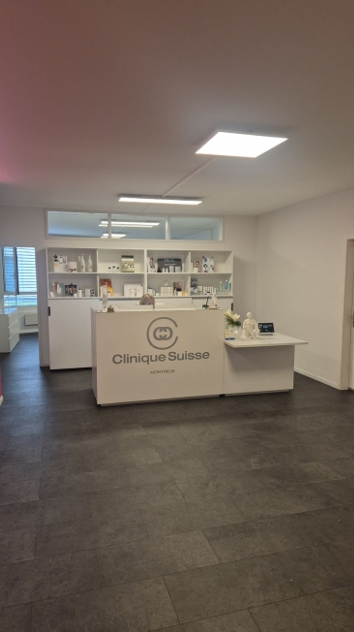 A louer - Bureau de 360m2 au coeur de Montreux ! - 0