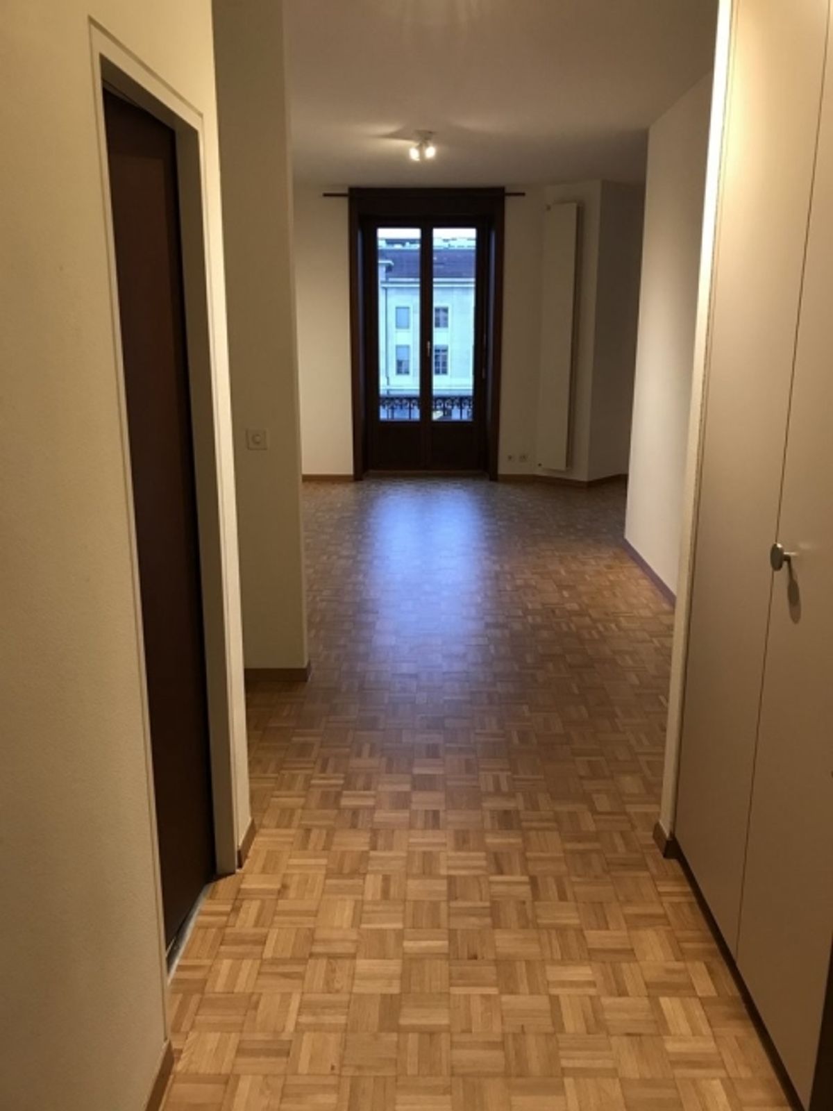 À louer - Appartement 2.5 pièces à la Place Cornavin - 1