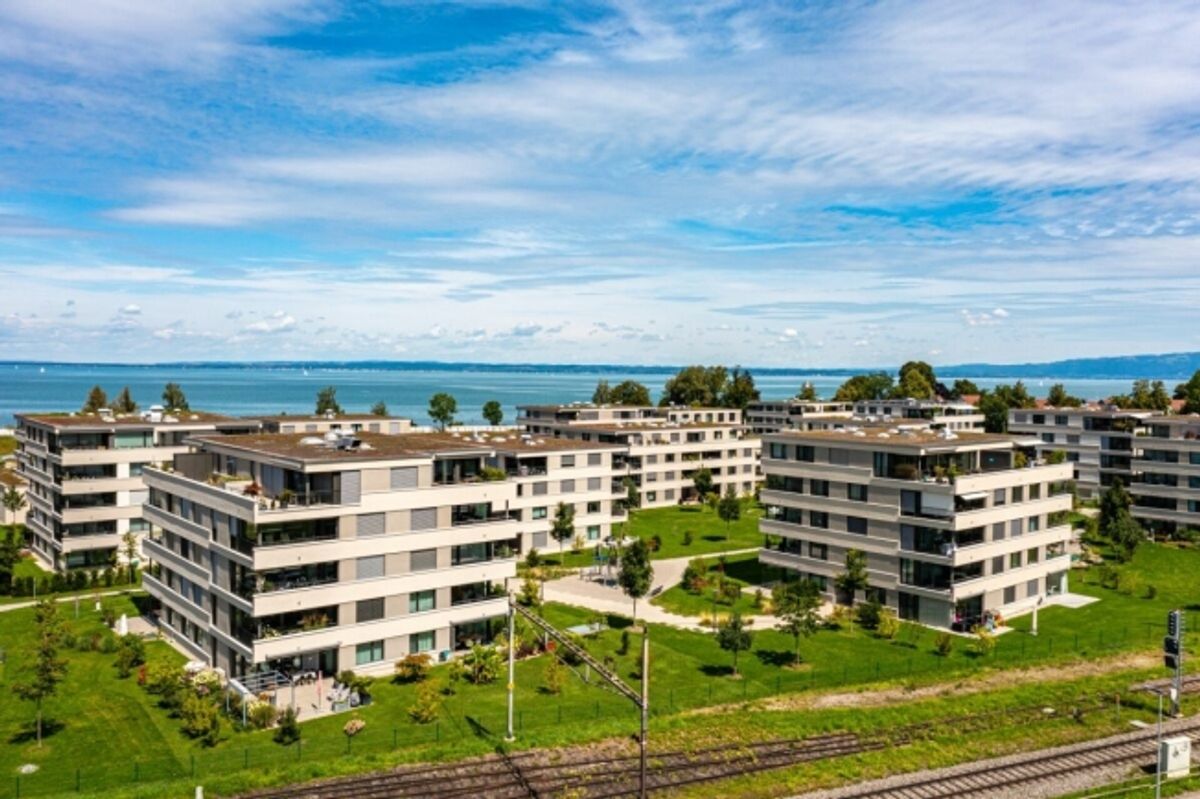 Moderne 2.5 Zimmer Wohnung am See - 8