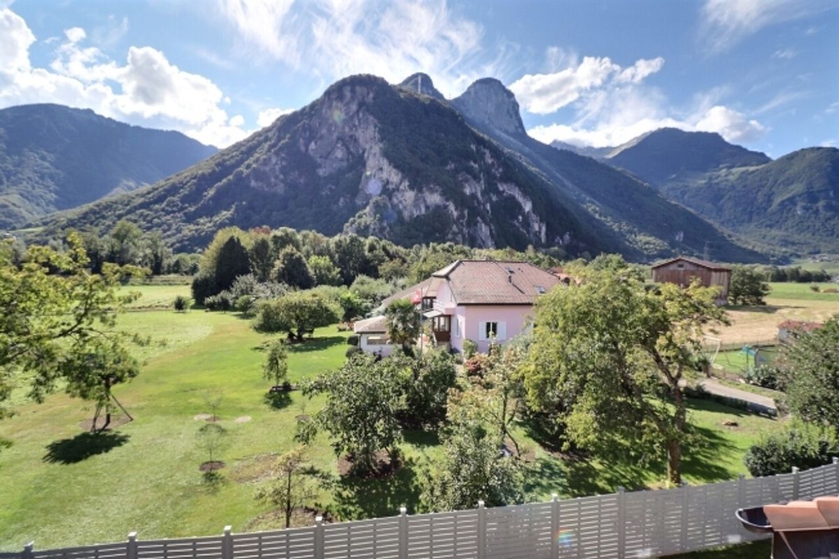 Wunderschöne 4.5-Zimmer-Wohnung mit 96 m2 und grosser Terrasse - 5