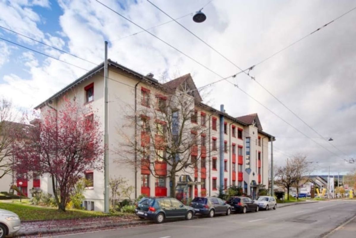 Wir vermieten diese schöne 4.5Zimmer Wohnung in Wülflingen - 0