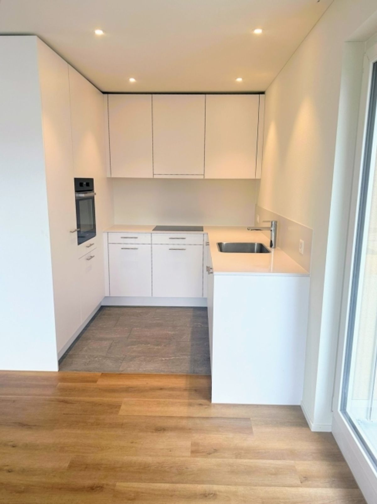 Wohntraum in Weggis mit Ausblick  2.5 Zimmerwohnung im 1. OG - 2