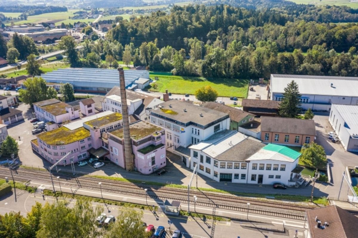 Gewerbefläche mit Charme und vielseitigen Möglichkeiten - 10