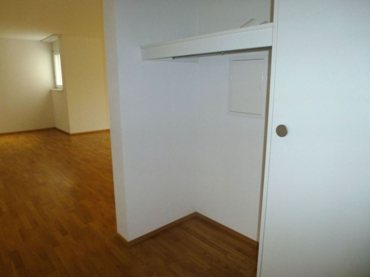Schöne helle Sitzplatz Wohnung - 2