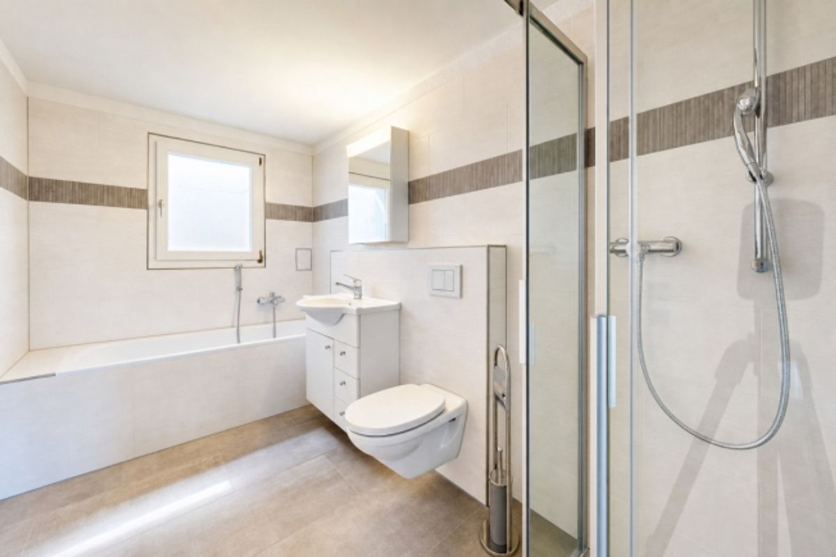 moderne Wohnung mit wundervoller Terrasse und Carport für zwei Fahrzeuge - 8