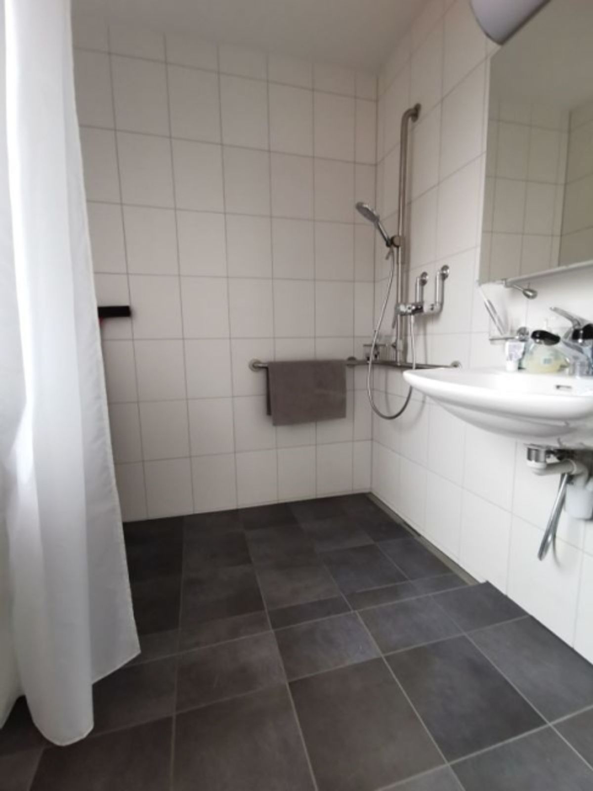 Schöne helle Sitzplatz Wohnung - 12
