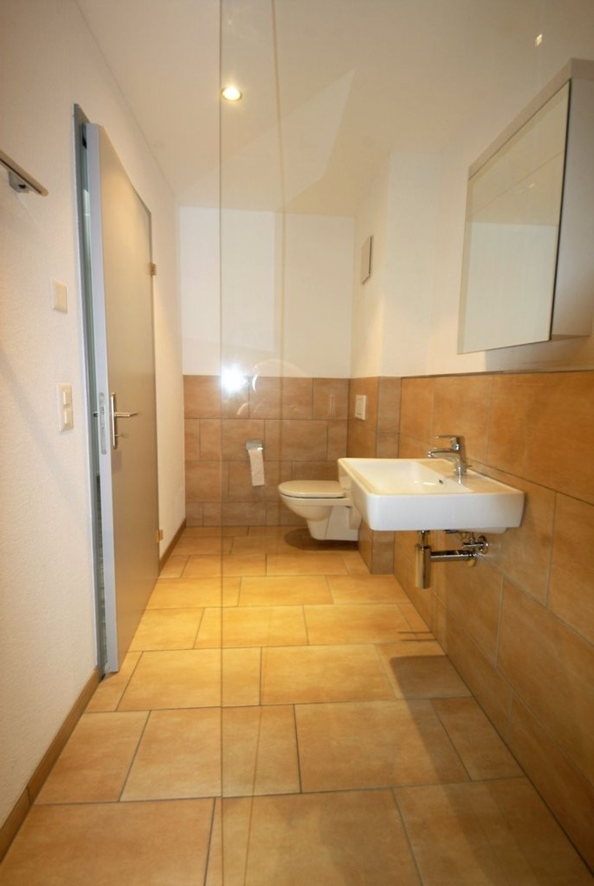 Helle und moderne 2.5 Zimmer-Wohnung zu vermieten - 5