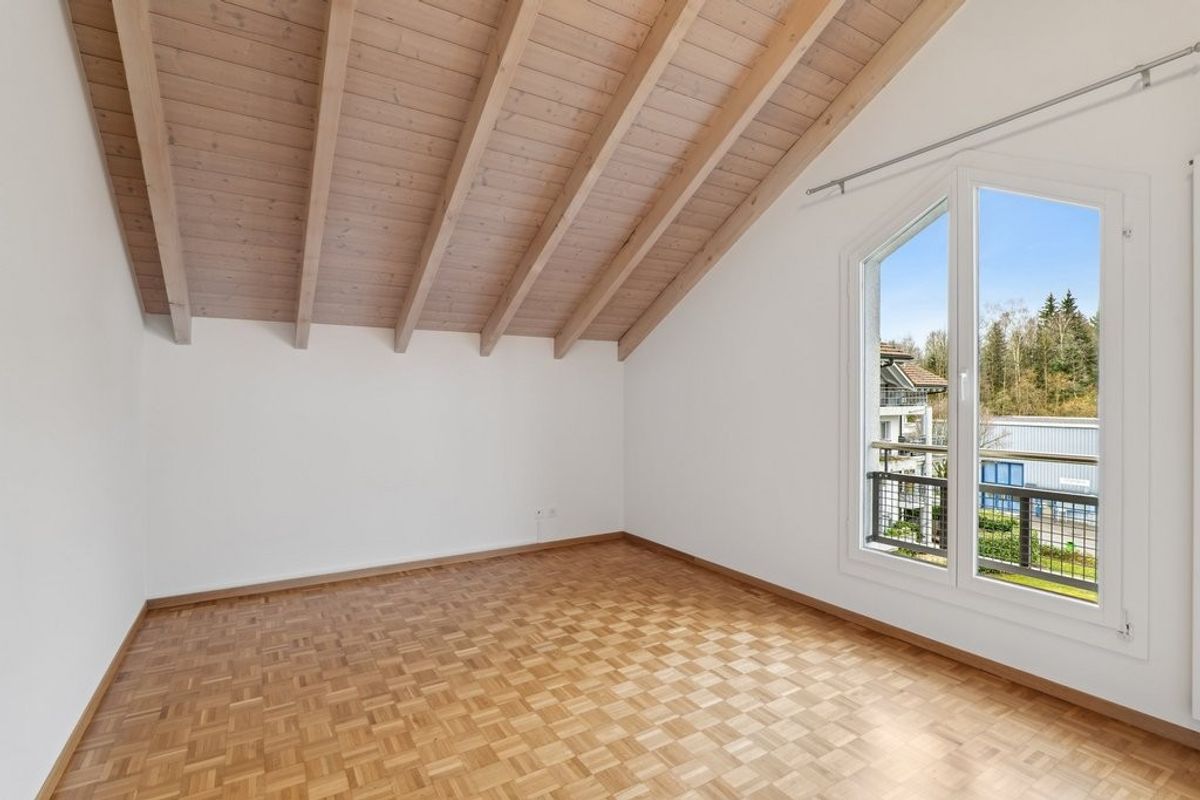 Zwei Zimmer PLUS grosse Galerie - 3