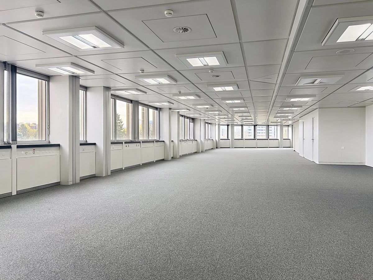 Surface de bureaux de 730 m2 rénovée au 4ème étage - 4