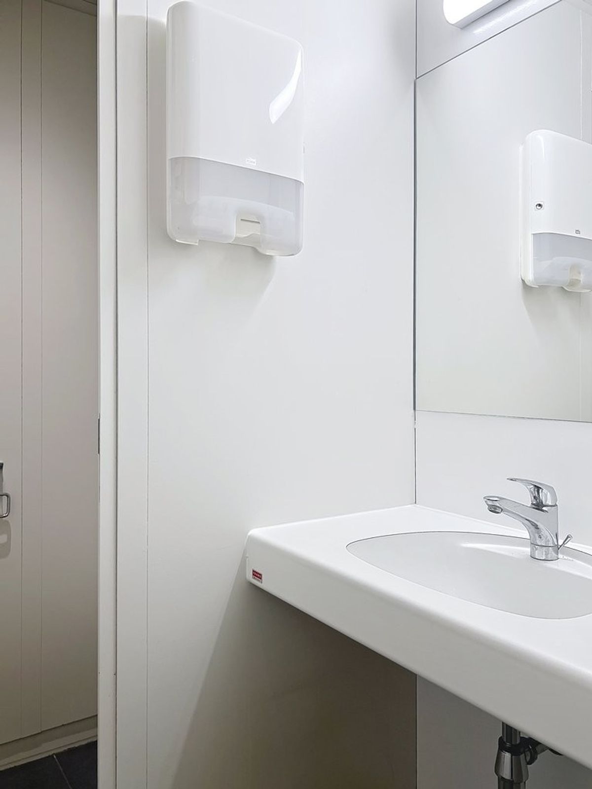 Surface de bureaux de 730 m2 rénovée au 4ème étage - 5