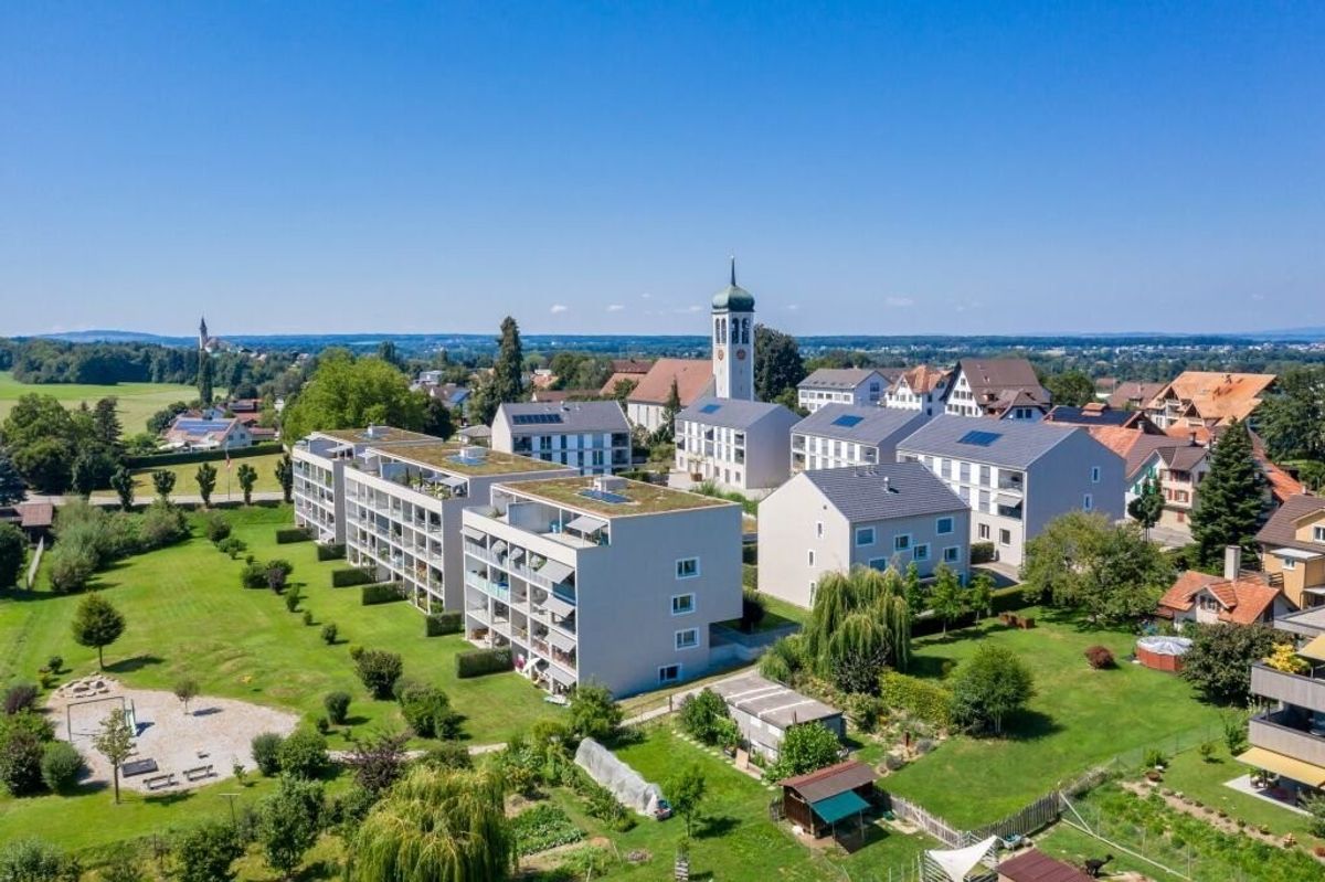 Einstellplatz im Zentrum von Neukirch Egnach zu vermieten! - 1