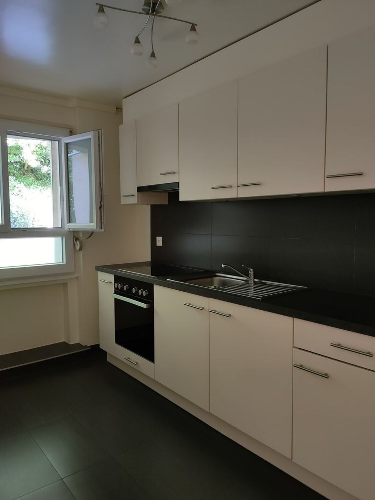 A saisir ! Votre appartement proche du centre-ville Lausannois ! - 2