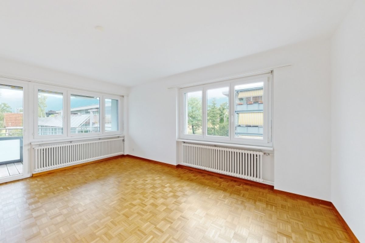 Zentrale und preiswerte Wohnung in Stadtnähe - 2