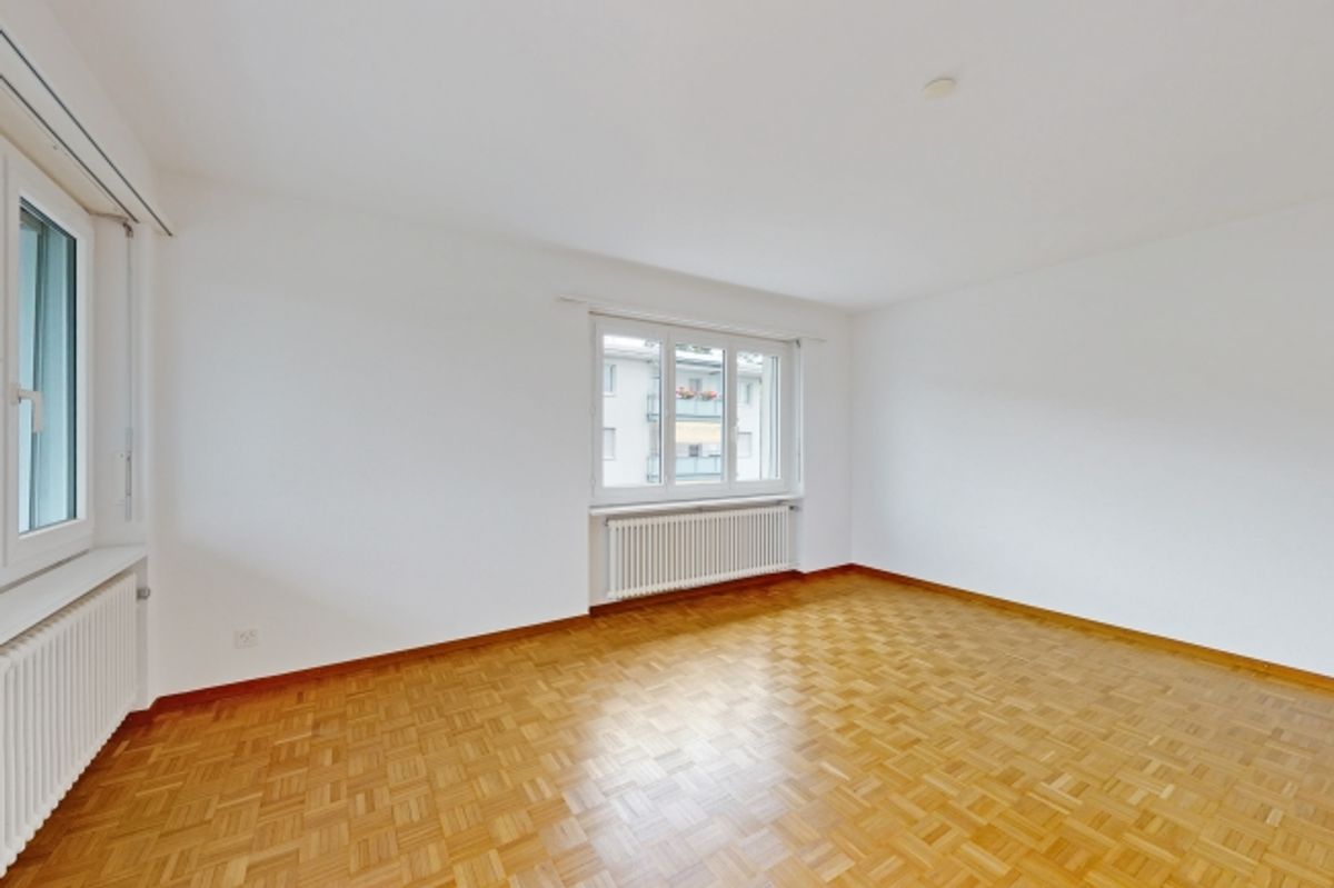 Zentrale und preiswerte Wohnung in Stadtnähe - 3
