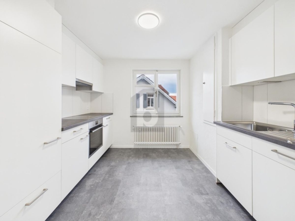 FRISCH RENOVIERT IM RUHIGEN WOHNQUARTIER - 1