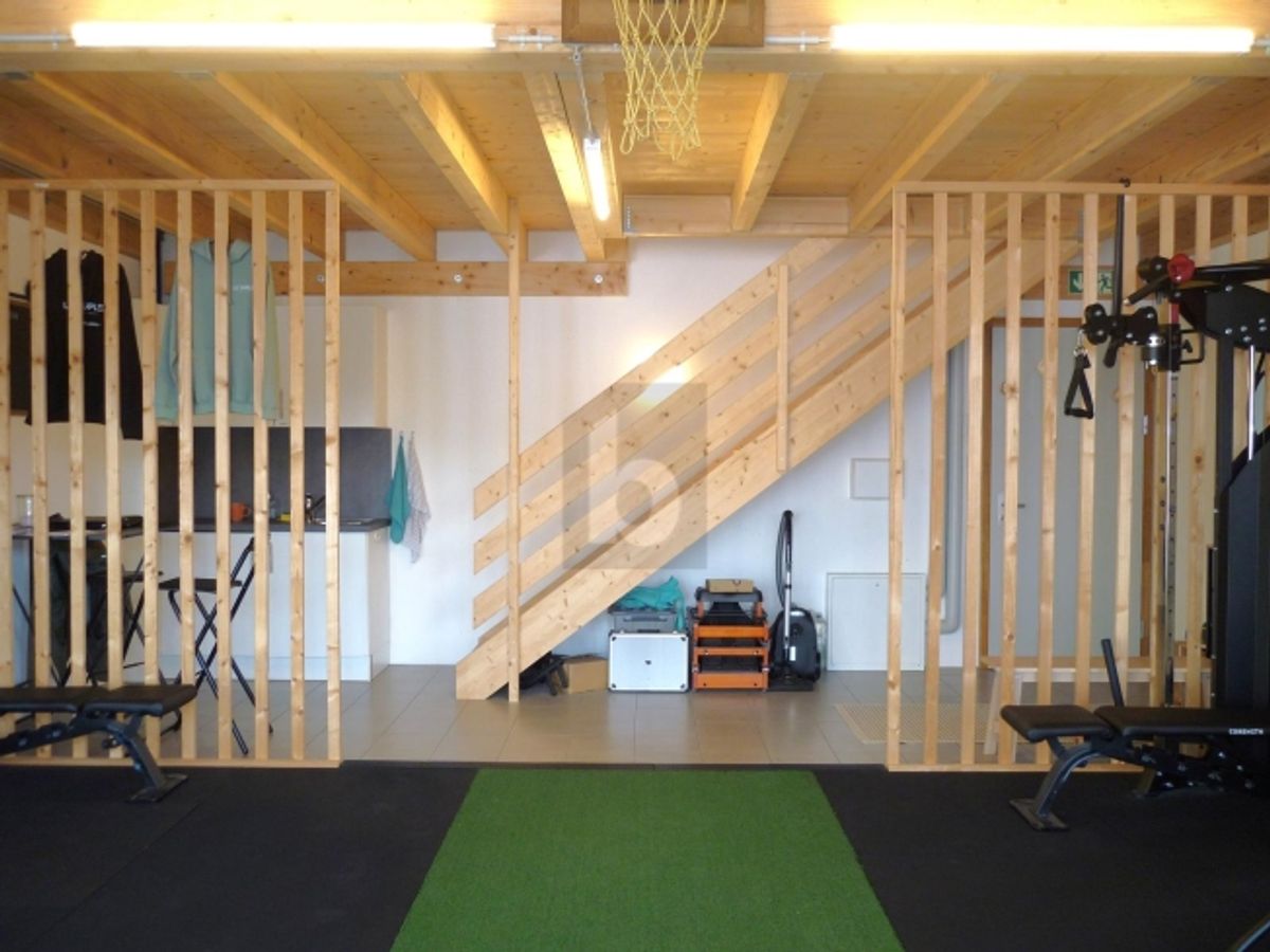 ESPACE MODERNE LUMINEUX + MEZZANINE ! - 2