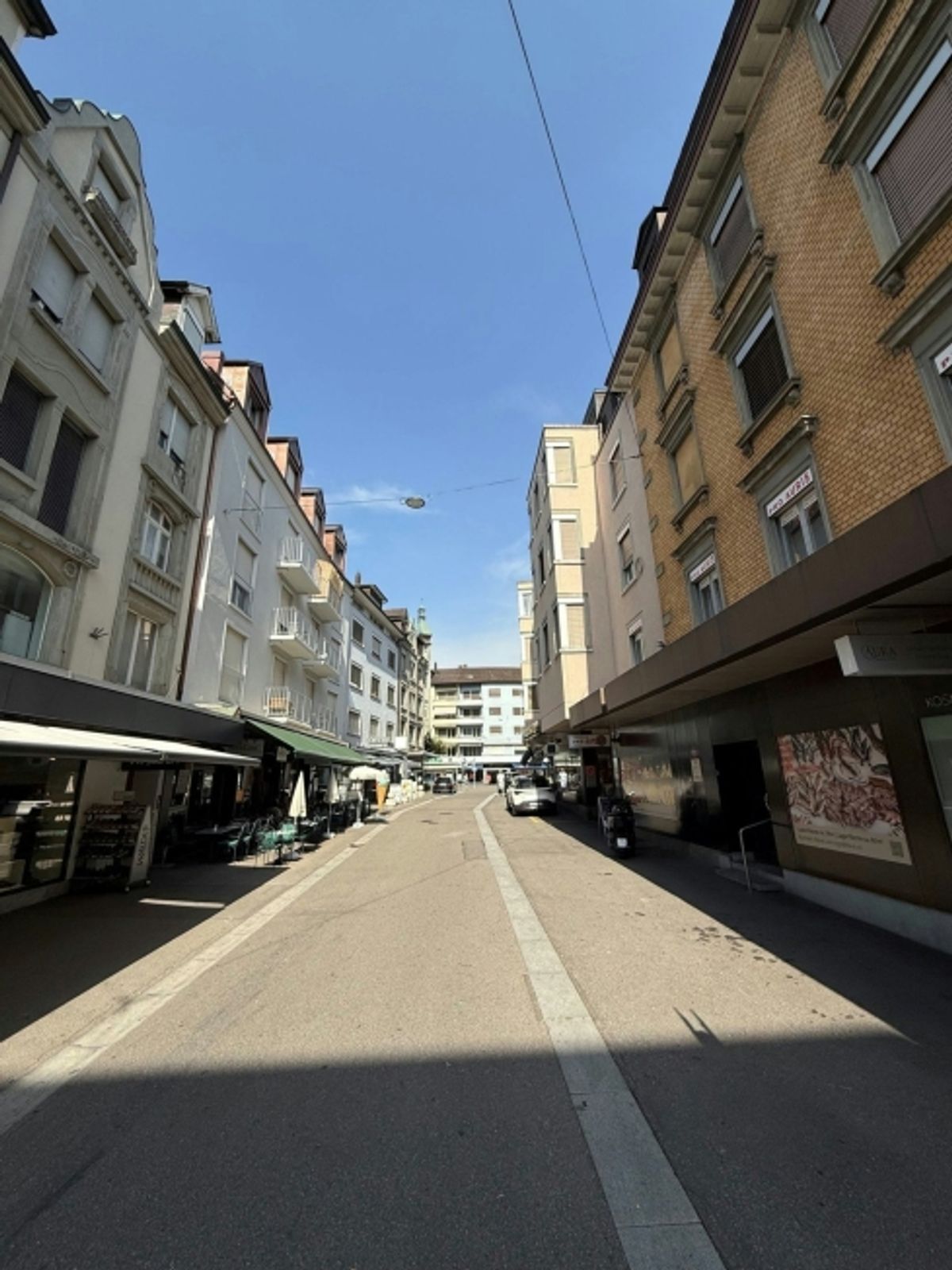 Top-Lage mit hoher Passantenfrequenz - Ladenfläche in Oerlikon - 2