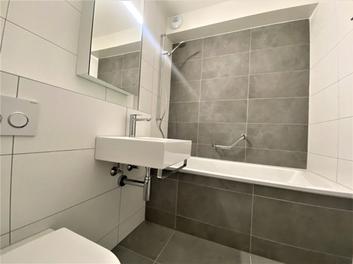 Bel appartement de 4.5 pièces au 4 étage – Avenue du Grey 48, Lausanne - 2