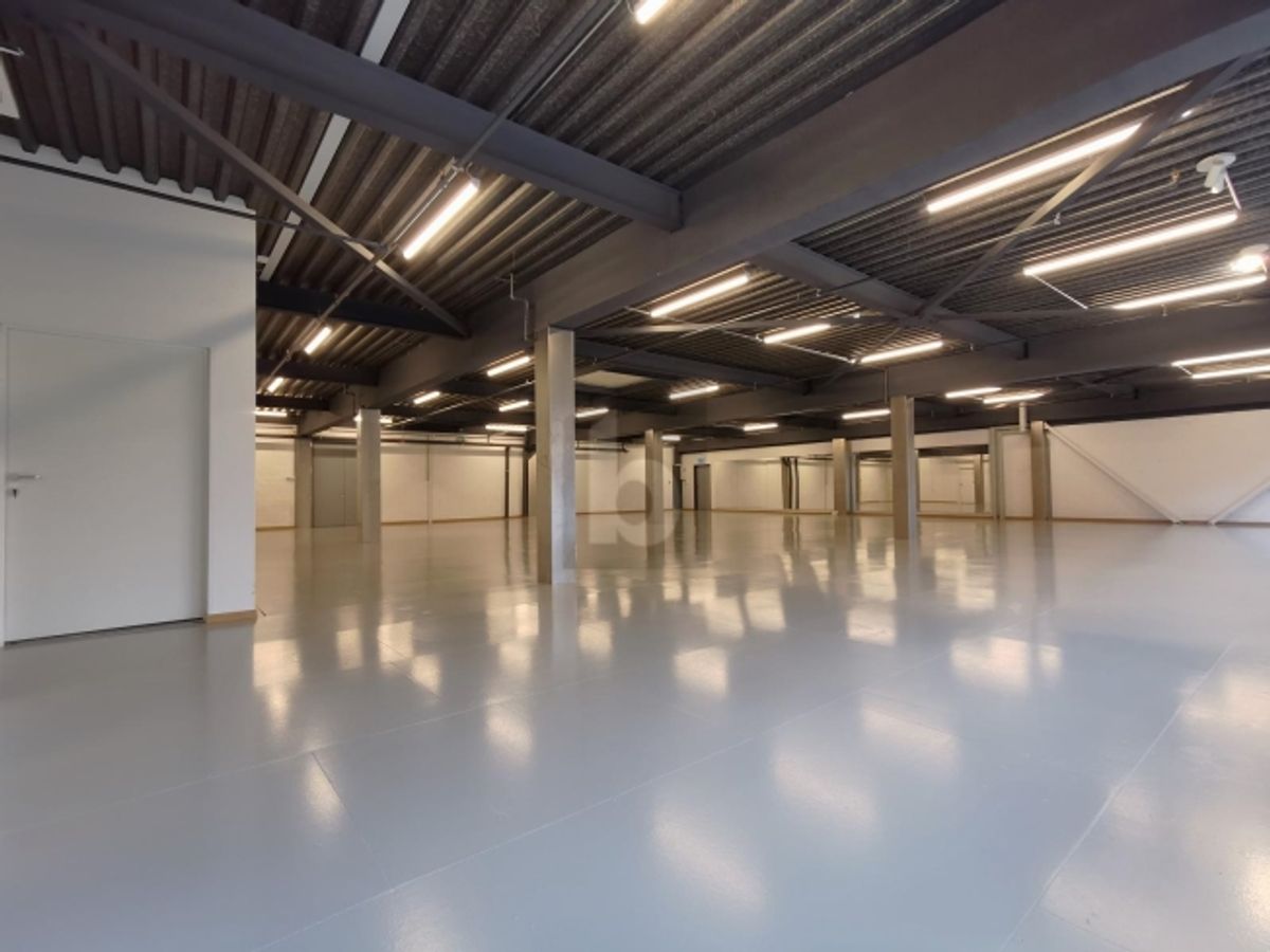 MULTIFUNKTIONSRAUM - BÜRO / LAGER / PRODUKTION - 2
