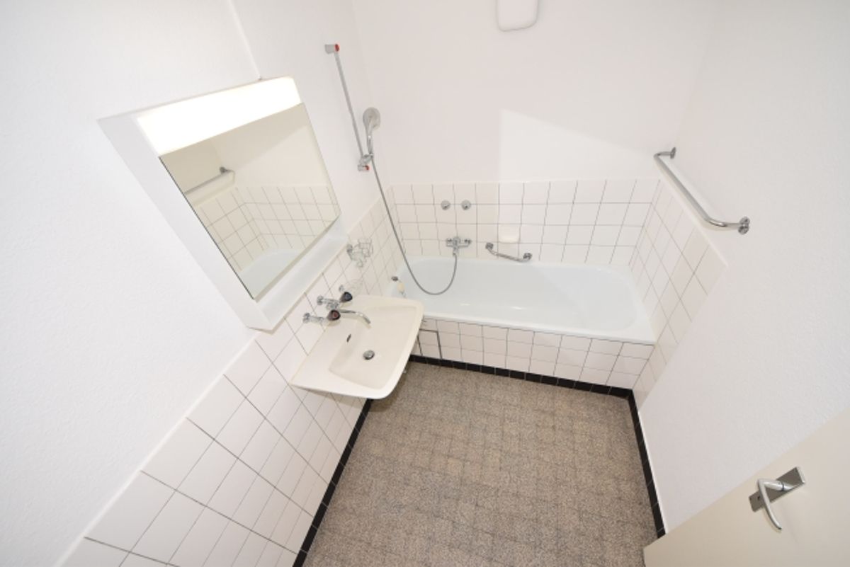 Helle 3-Zimmer-Wohnung in zentraler Lage in Basel - 2