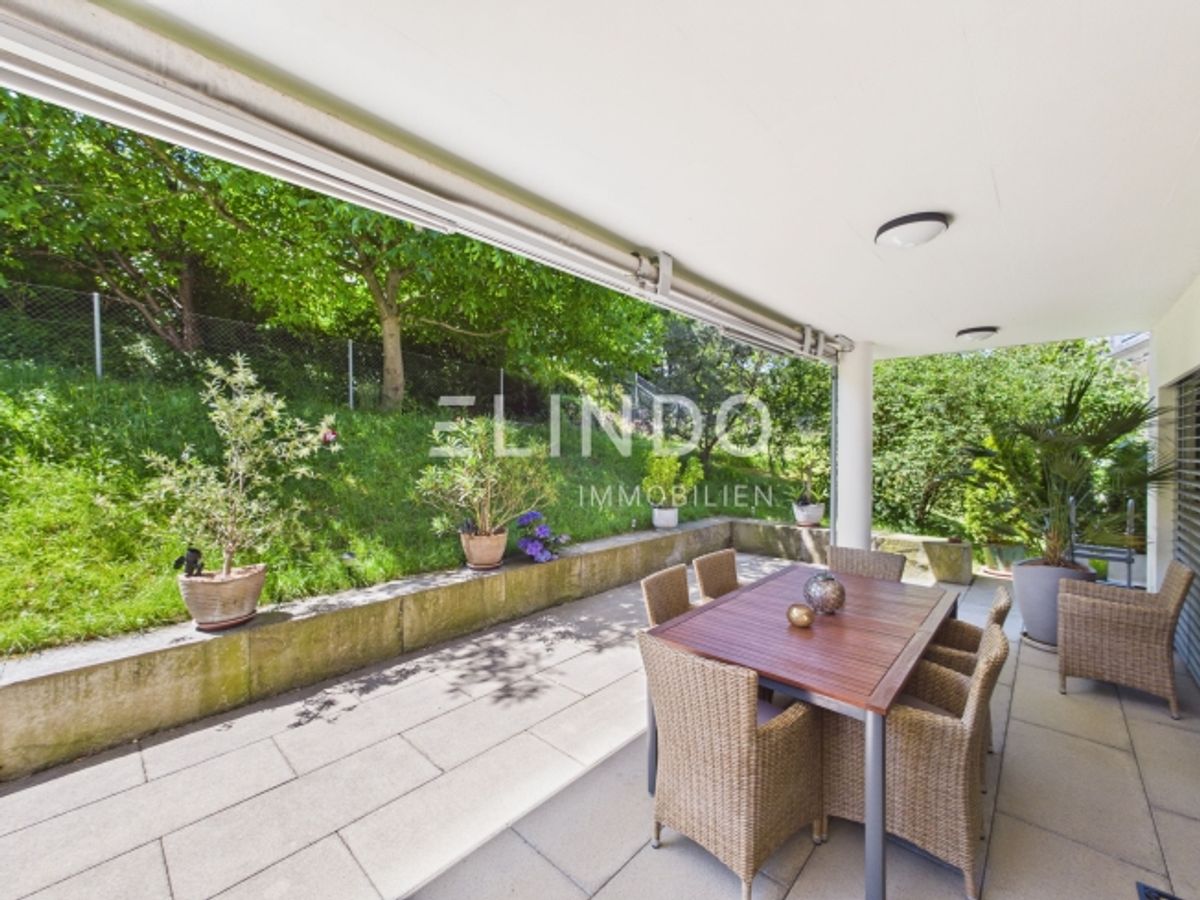 Grosszügig auf zwei Etagen - Terrasse, Garten & begehbarer Kleiderschrank - 9