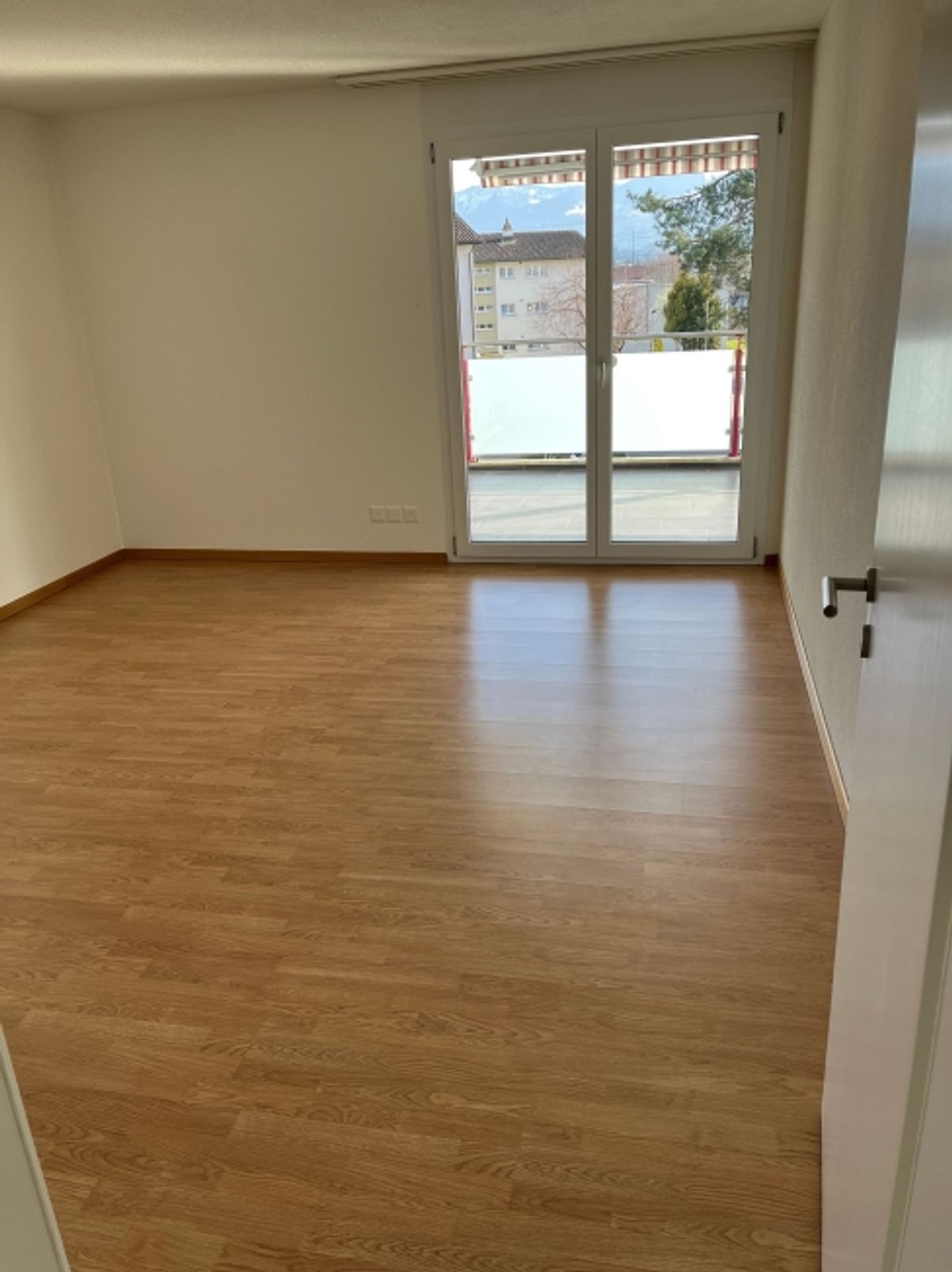 Helle 3.5-Zimmer-Wohnung mit Süd-Balkon in Eschenbach - 5