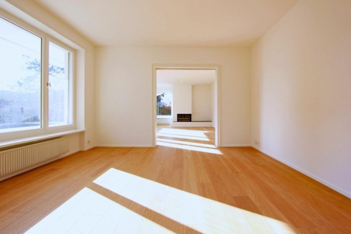 Attraktives Haus auf dem schönen Bruderholz / 7-Zimmer mit Pool und Doppelgarage - 4