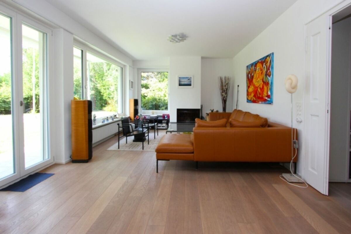 Attraktives Haus auf dem schönen Bruderholz / 7-Zimmer mit Pool und Doppelgarage - 5