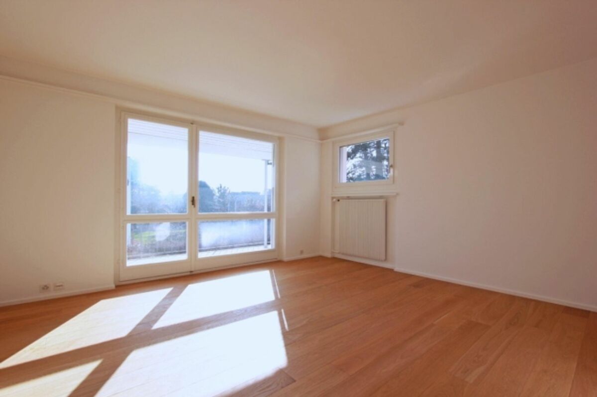 Attraktives Haus auf dem schönen Bruderholz / 7-Zimmer mit Pool und Doppelgarage - 10