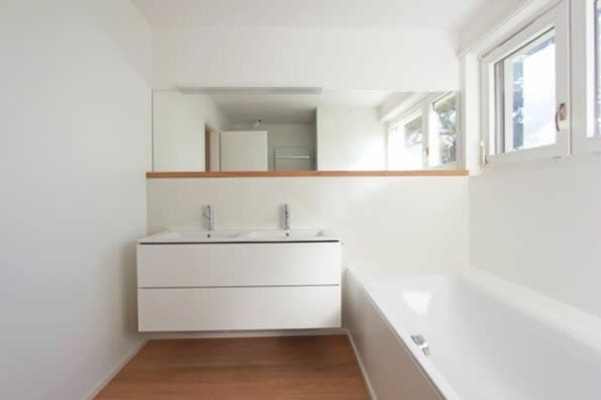 Attraktives Haus auf dem schönen Bruderholz / 7-Zimmer mit Pool und Doppelgarage - 12