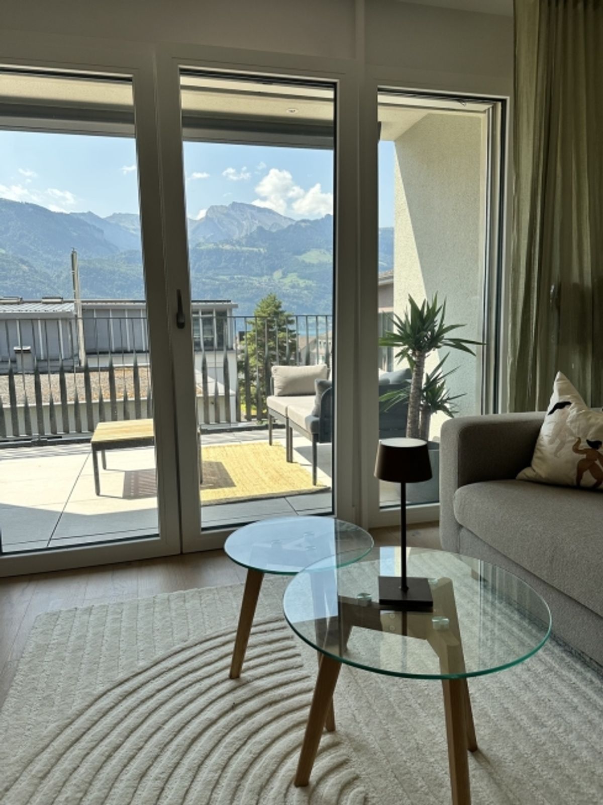 2½ ZI-WOHNUNG IN GERSAU (SZ), MÖBLIERT, TEMPORÄR - 1