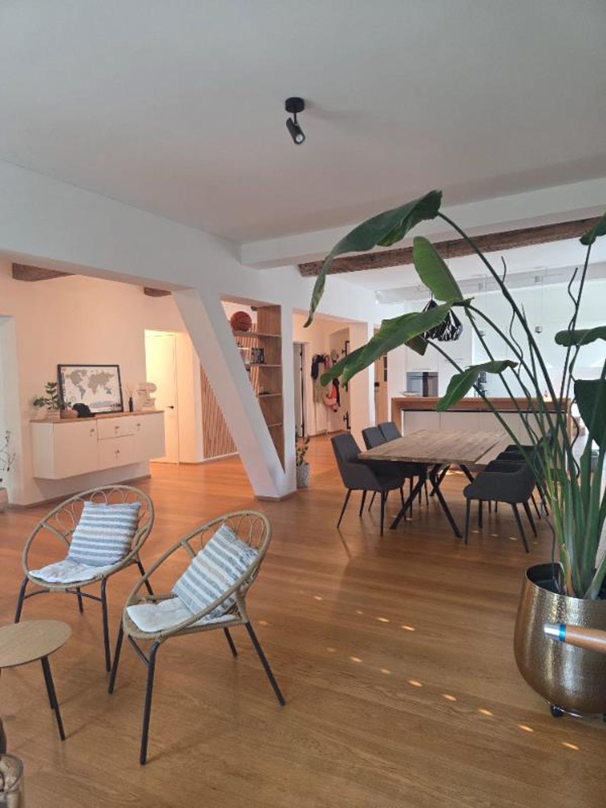 3.5 Zimmer Wohnung - 0