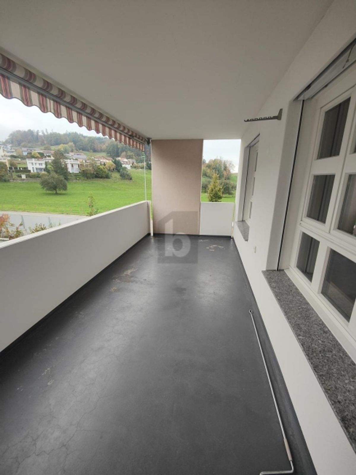 FAMILIENFREUNDLICH MIT GROSSEM BALKON - 4