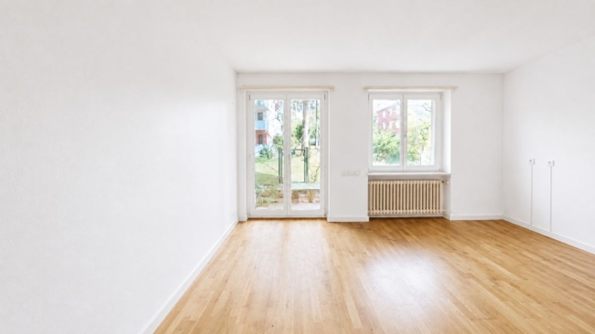 Zentrale 4-Zimmer-Wohnung mit Garten in Uster (Befristung bis 30.09.2027) - 1
