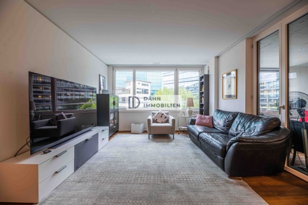 3.5-Zi.-Wohnung mit Loggia beim Maaghof mieten, Zürich - 3