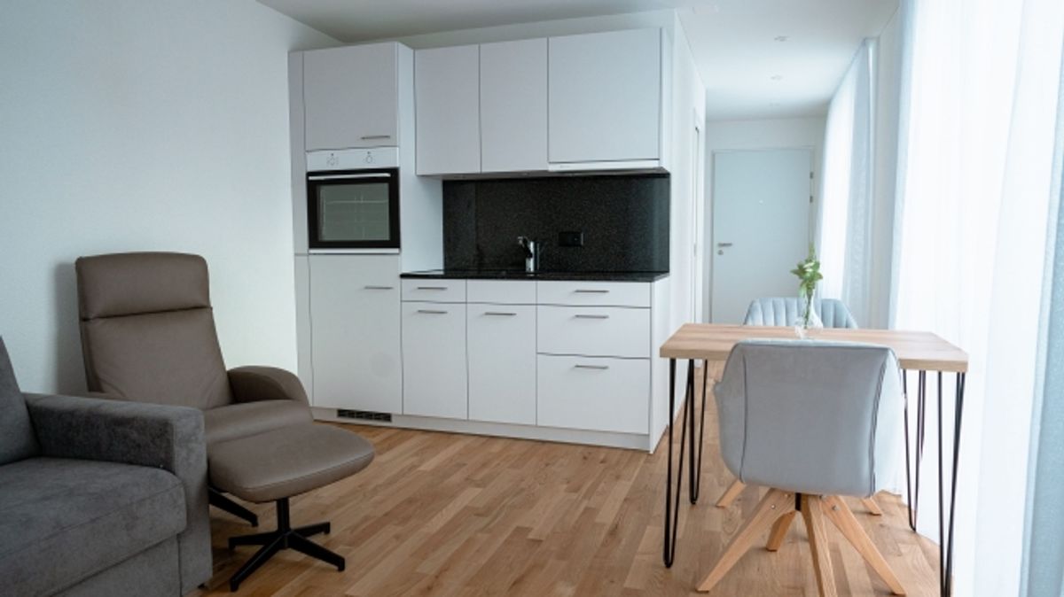 Möblierte 1-Zimmer-Wohnung mit Terrasse in Dübendorf - 6