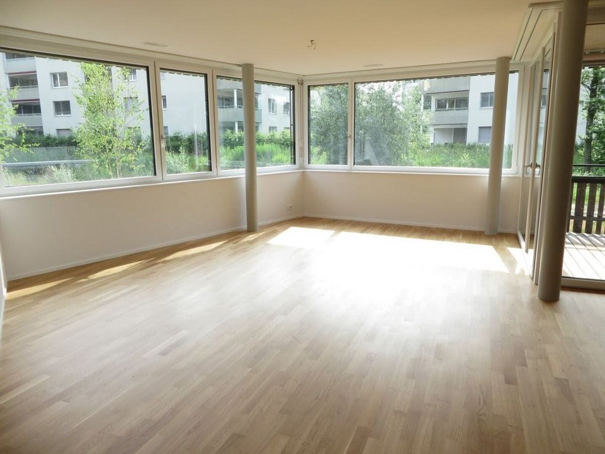 Modernes Wohnen mit Loggia - 2