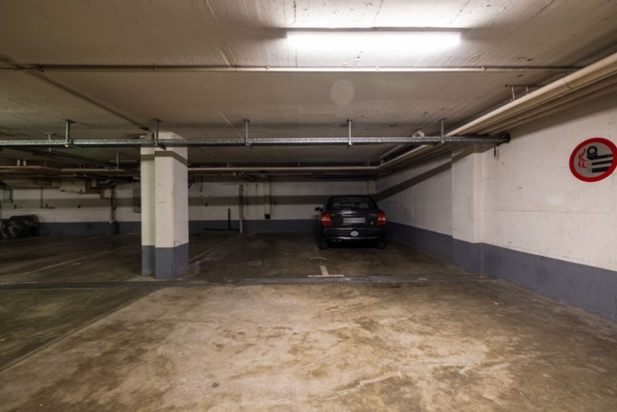 Einstellhallenparkplatz Nr. 8 in Riehen zu vermieten - 2